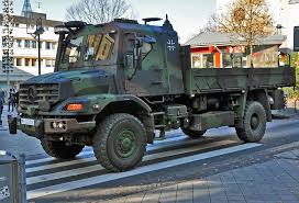Mb Zetros 1833 4x4 Mit 76472 Jpg 1 024 696 Pixel Lkws Militarfahrzeuge Gepanzerte Fahrzeuge