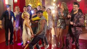 Discofox vom anderen stern das sind die tanzpaare let's dance kandidaten himmerich,partyhaus landsknecht,tanzlokal nina,tanzlokal. Let S Dance 2020 Das Sind Die Gruppentanze Der Grossen Kennenlernshow