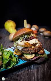 Rezept Wildschweinburger Wildfleisch Im Burger Hackfleisch Ideen Gericht Wildschweinbraten Komisches Essen Leckeres Essen Lebensmittel Essen