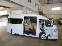 It is available in 1 variants, 1 engine, and 1 transmissions option: 2012 Toyota Hiace Commuter Bus With Spec Id 6215842 Product Details View 2012 Toyota Hiace Commuter Bus With Spec From Toyota Company Motors Ec21