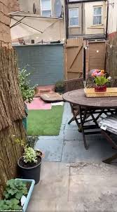 Scotland news, uk and world news. Mother Of Four Transforms Her Cluttered Garden Into A Welcoming Space For Just 45 Daily Mail Online