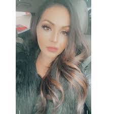 Melissa Hoak's Instagram, Twitter & Facebook