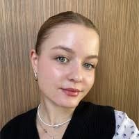 7 "Lili Gross" profiles