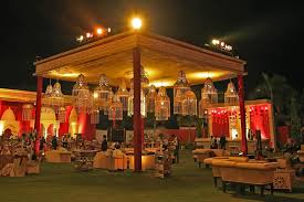 Create an outdoor wedding arch that can also be used as a gateway, frame a walkway in a hedge, or make it part of a trellis or pergola once your wedding is over. Useful Tips For Perfect Garden Wedding Decoration Wedding Design Hub