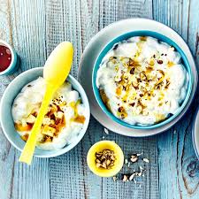 Ideal Fur Den Kindergeburtstag Oder Das Schnelle Dessert Bereiten Sie Unser Bananenquark Rezept Zu Und Verfeinern Es Mit Ge Bananen Quark Bananenquark Rezepte