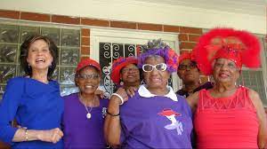 Jacksonville Red Hat Society Goes All Out To Buy The Bus Firstcoastnews Com