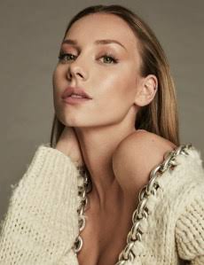 EXCLUSIVE: 'Elite' Star Ester Expósito Signs With IMG Models