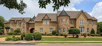 Luxury Homes In Hoover Al Is This Hampton Cove Huntsville Alabama Luxury Estate Home For Sale Luxury Estate Estate Homes Cove