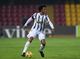 Lea aquí todas las noticias sobre cuadrado: Juve La Cina Tenta Cuadrado Che Offerta Mercato Calciomercato Com