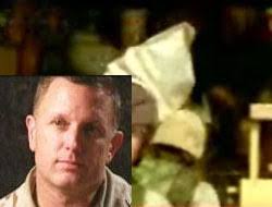 Çuvalcı albay bakın nerede?