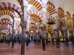 Am busbahnhof waren wir leider zu früh, so dass wir viel zu lange warten mussten. Cordoba In Andalusien Die Moschee Kathedrale Stadtspaziergang Smilesfromabroad