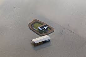 flood zone build homemade levees