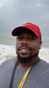 Day 3 in Ghana 🇬🇭 was absolutely beautiful. Started the morning talking  with God while gazing out over the Gulf of Guinea — peaceful, powerful, and  humbling. Later, we explored the legacy