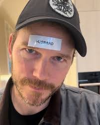 Ronaldo Cabrera's Instagram, Twitter & Facebook