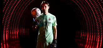 Transferts, salaire, palmares, statistiques en club et en sélection nationale. Ciprian TÄƒtÄƒrusanu In Focus Ac Milan