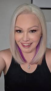 How to darken platinum hair without turning gray?