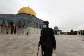 Menurut sebuah catatan, pembangunan masjid al haram lebih dahulu 40 tahun daripada. Al Aqsa Mosque Closes Muslim Prayers To Be Held In Open Areas Daily Sabah