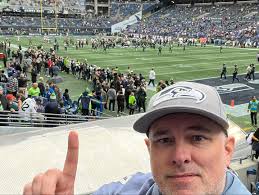 Travis Goodwin (@thattrg) • Instagram photos and videos