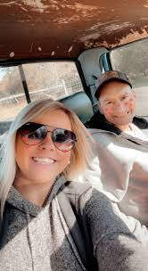 Sharon Stigall's Instagram, Twitter & Facebook