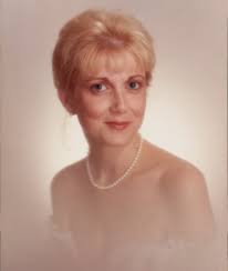 Cynthia Hall Schonborn