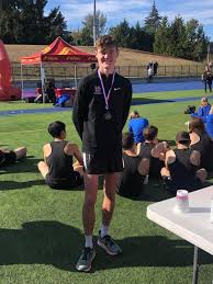 Glide's Eichenbusch, Reedsport's Wilson and North Douglas' Gant get state  berths at district