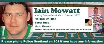 Hi all, I'm looking to get a message to my brother Phillip Muir, formerly  from bourtreehill irvine, Ayrshire. If anyone knows him or is in contact  with him I would appreciate him