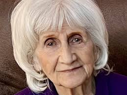 Olga Bradford's Instagram, Twitter & Facebook