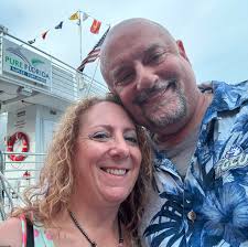 Hey all I have 22 badlands. Since it have owned from off the line. People  always say how my phone calls are crackling. Sync is update. I hear  everyone fine. It's always.