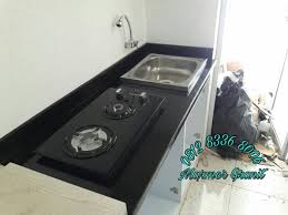 Menggunakan kombinasi warna putih dan biru juga bisa kamu lakukan di tambah bagian top table menggunakan solid surface. Jual Granit Kitchen Set Murah Kota Bekasi Inti Alam Marmer Tokopedia