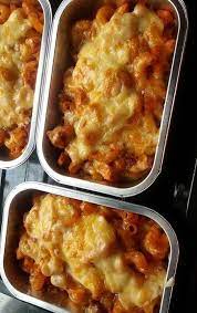 Rasa di lidah pelik dan saya paksakan diri walaupun mulut hendak menolak. Makaroni Cheezy Bakar Padat Dengan Rasa Lazat