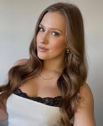 Roxanne St-Onge (@roxannee.stonge) • Instagram photos and videos