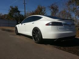 Pin By M Omar Ahsan On Vossen Cvt Tesla Model S P85 Tesla Electric Car Tesla Model S