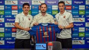 Juanto firma el gol del verano en un triangular de plata del Eldense