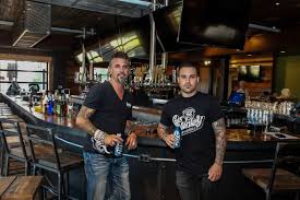 Airing on the discovery channel, the reality tv show provided serious entertainment as it showcased the restoration and custom car shop gas monkey garage. Gas Monkey Garage S Richard Rawlings Gets Fast N Loud In Dfw Dallas Fort Worth Wheretraveler