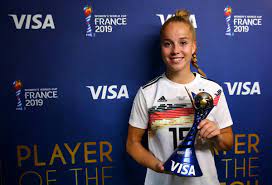Giulia gwinn is a cancer and was born in the year of the rabbit life. Germany On Twitter Giulia Gwinn Is The Official Player Of The Match Here S Our Round Up Of How The Dfb Frauen Got All Three Points Against China Https T Co Mpsajcuos5 Wir Imteam Fifawwc Gerchn