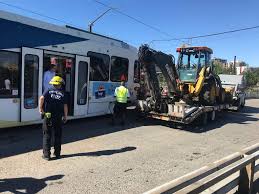 Dang wangi police chief zainal abdullah said 213 people were hurt, of whom 47 were seriously injured while 166 sustained light injuries. Commuter Chaos Crash Shuts Down Portland Max Lrt During Pm Rush Hour Skytrain For Surrey Not Lrt