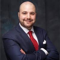 Gus Issa's Instagram, Twitter & Facebook