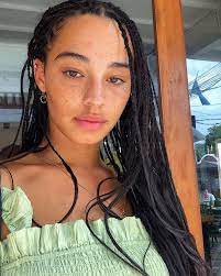 Shaniqua Arnelle On Instagram Wished For No Headaches In 2020 But Here You Are Pretty Hairstyles Hair Styles Beauty