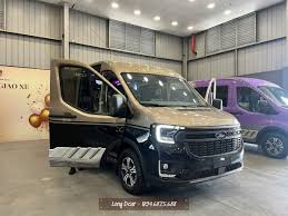Bảng Giá Mới Nhất] Xe Ford Transit Limousine Dcar 2024