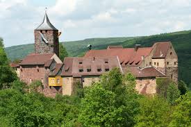 Herzlich willkommen bei pizza haus ihr pizzaservice in bernburg. Jugendherberge U Tagungshaus Burg Rothenfels In Rothenfels