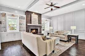 Hardwood flooring became popular for creating homes with more warmth and resistance that earlier designs. Paint Colors That Go With Dark Wood Floors Designing Idea