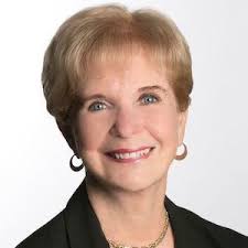 Anne Cummins's Instagram, Twitter & Facebook