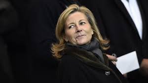 Je veux apprendre la couture de manière simple et pas cher ici mariage claire chazal et xavier couture. Claire Chazal Victime D Un Cambriolage A 41 000 Euros
