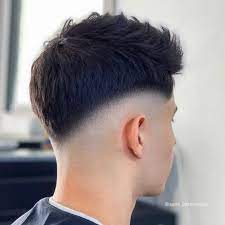 Best slope haircut men's raund face shep / flat top fade 10 robust look for men hairstylecamp : 30 Best Haircuts For Guys With Round Faces Hairstyle On Point