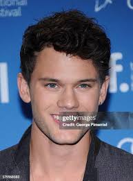 368 George Irvine Photos & High Res Pictures