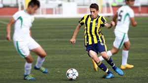 Ömer faruk'un fenerbahçe ile olan sözleşmesi 30 haziran 2021'de sona eriyor. Omer Faruk Beyaz Football Talent Scout