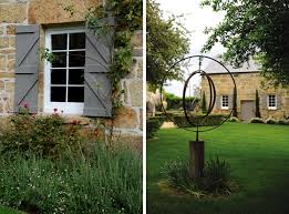 So if you like your overnight stay served up with a good dose of history this luxury bed and breakfast just outside launceston is the pick. Red Feather Inn Launceston North West Lovenests Accommodation