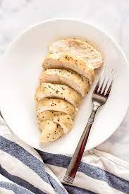 Oven baked chicken legs are a simple dinner the whole family will love. Oven Baked Chicken Breast Moist And Tender Plating Pixels