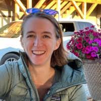 Elisabeth Carter's Instagram, Twitter & Facebook