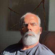 Happy 60th birthday to actor Courtney Gains, known for his portrayal of  Malachai in the 1984's Children of the Corn. His other film credits include  Candy Corn, Mimesis, The Funhouse Massacre, Hell's